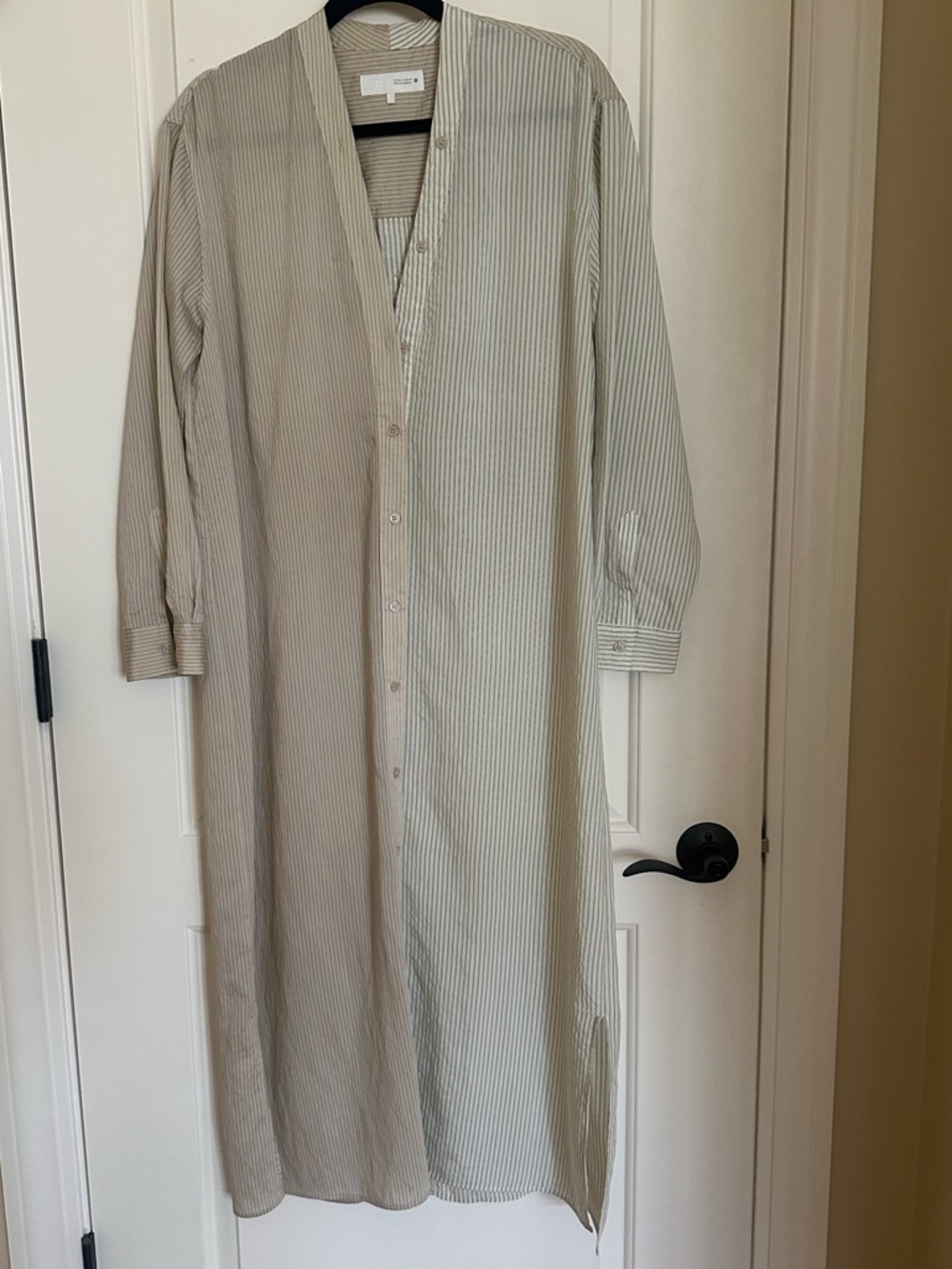 Zara Striped VNeck Long Shirt Dress Size Small